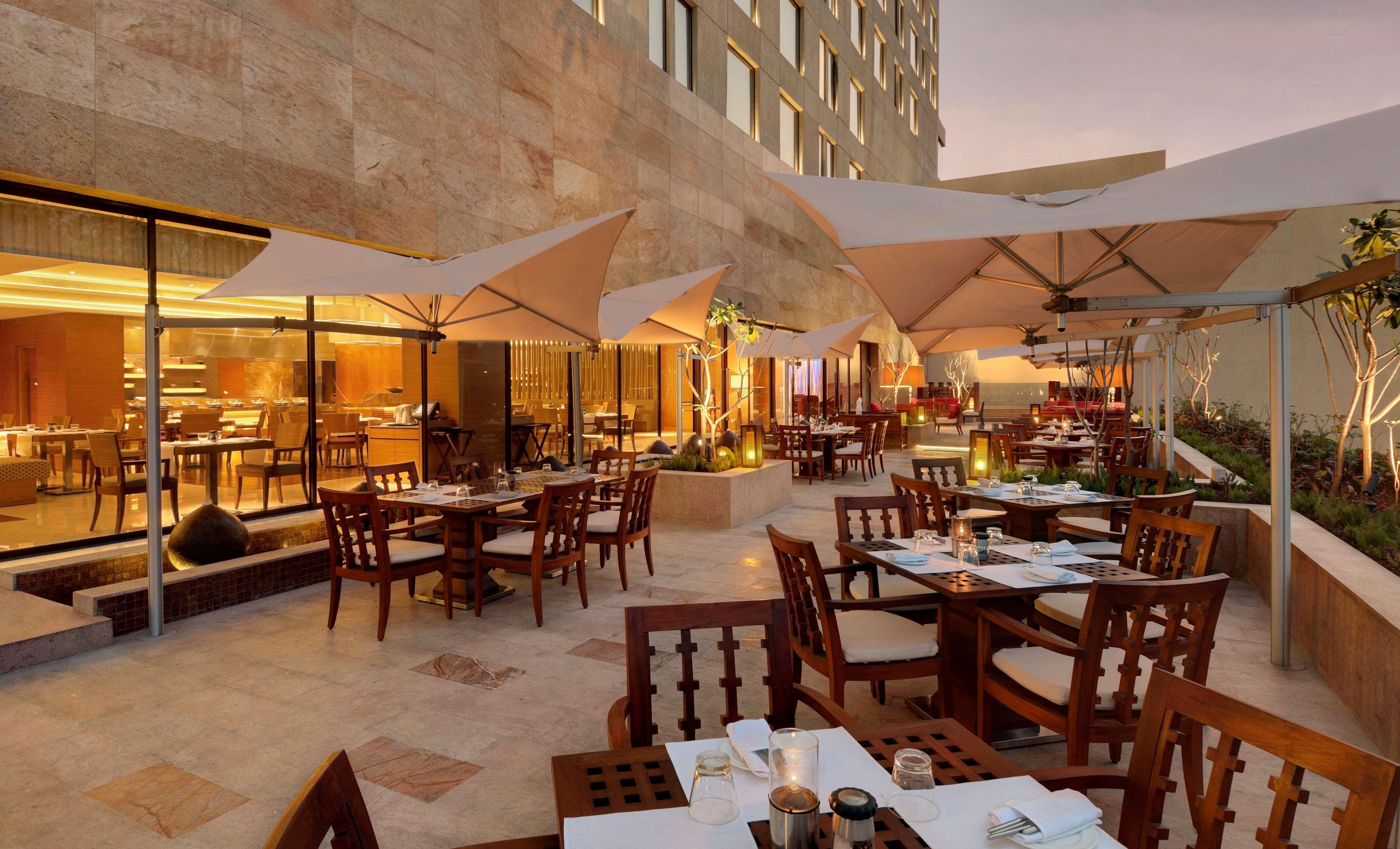 Hyatt Pune Dış mekan fotoğraf The Terrace
