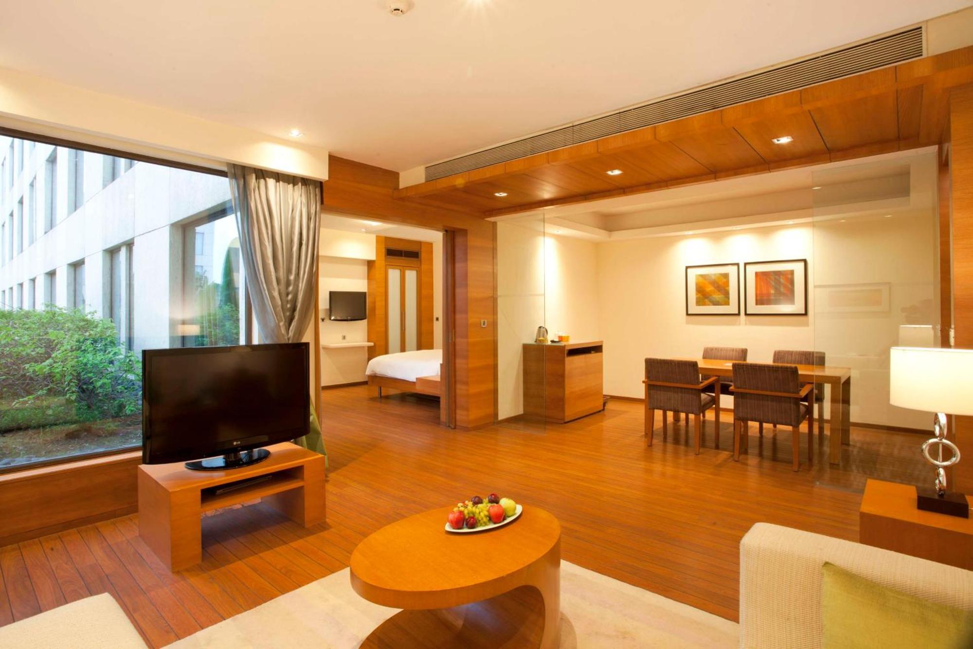 Hyatt Pune Dış mekan fotoğraf Suite at the Park, Hyderabad