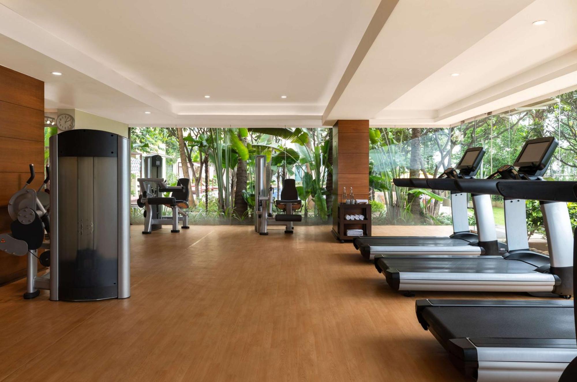 Hyatt Pune Dış mekan fotoğraf The gym at the hotel