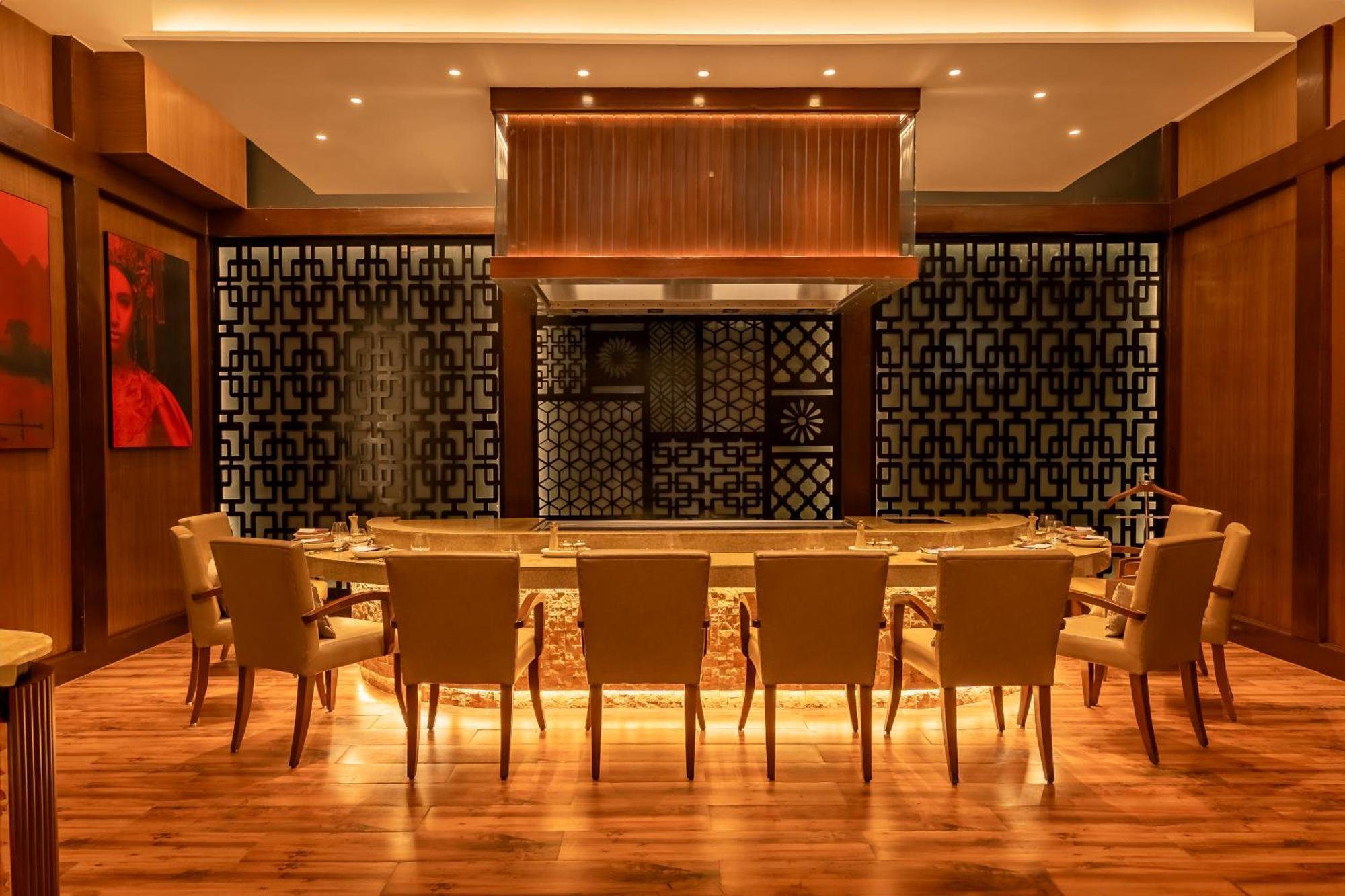 Hyatt Pune Dış mekan fotoğraf The interior of the restaurant